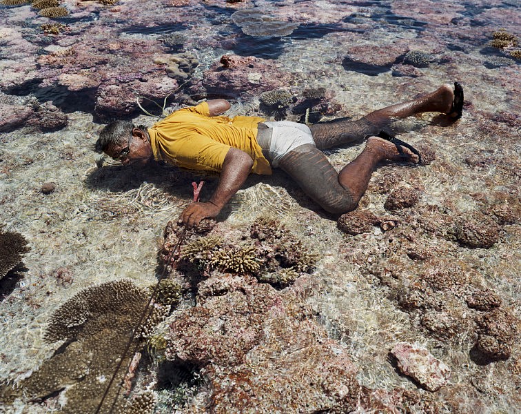 Climate Refugees Tuvalu Laurent Weyl Photographer